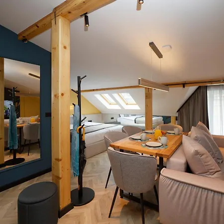 Tsaribrod Design Varna