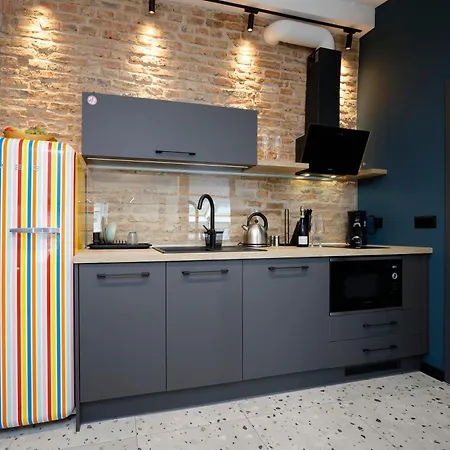 Tsaribrod Design فارنا