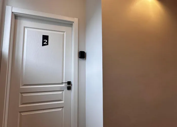 Tsaribrod Design ヴァルナ