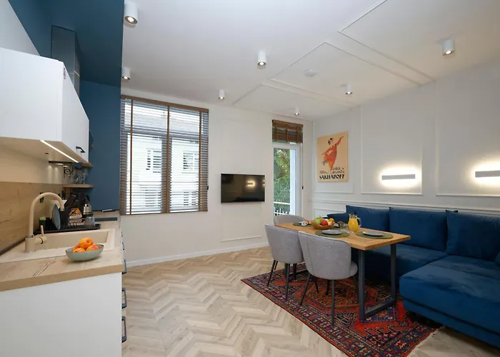 Tsaribrod Design * ヴァルナ