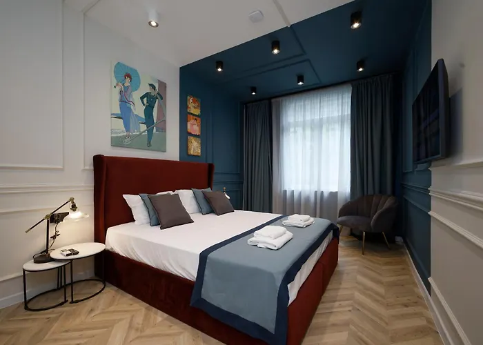 Tsaribrod Design ヴァルナ