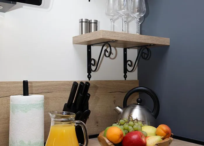 Tsaribrod Design * ヴァルナ